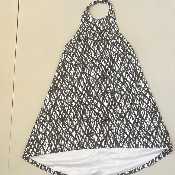 Keepsake the Label Black White Print Halter Dress NWT L-14 - Picture 1 of 8